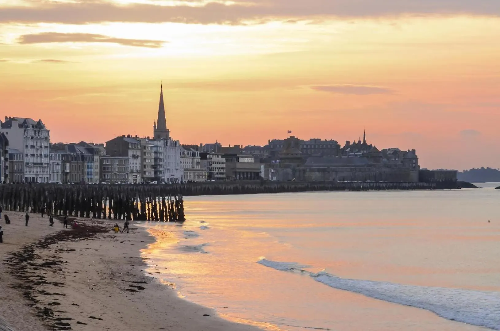La Goutte D'Or Bed & Breakfast Combourg